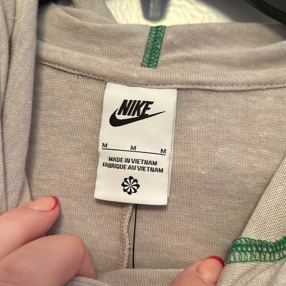 NWT Nike Oregon Ducks Sweatshirt Medium - Picture 5 of 12